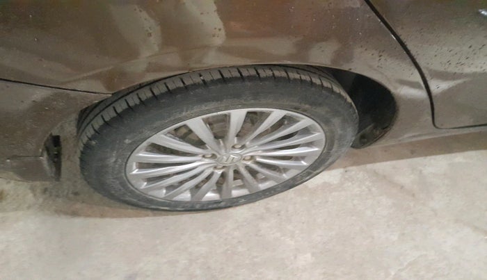 2018 Maruti Ciaz ALPHA 1.4 PETROL, Petrol, Manual, 86,999 km, tyre