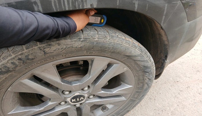 2021 KIA SELTOS HTX IVT 1.5 PETROL, Petrol, Automatic, 56,039 km, tyre