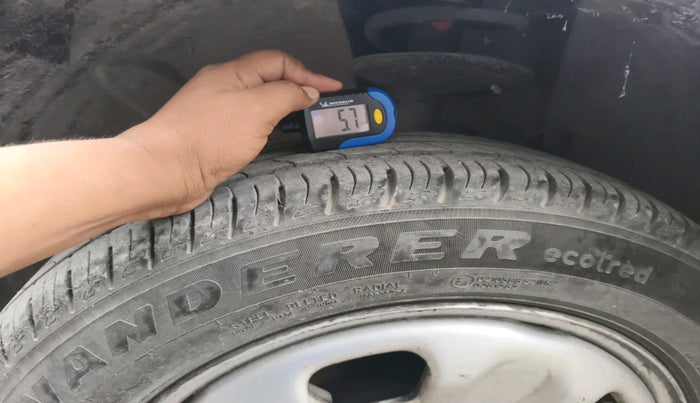 2015 Renault Duster RXL PETROL, Petrol, Manual, 54,029 km, tyre