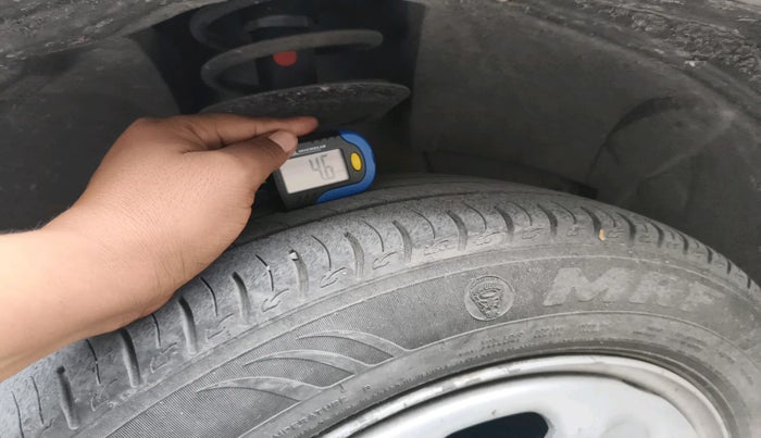 2015 Renault Duster RXL PETROL, Petrol, Manual, 54,029 km, tyre