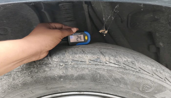 2015 Renault Duster RXL PETROL, Petrol, Manual, 54,029 km, tyre