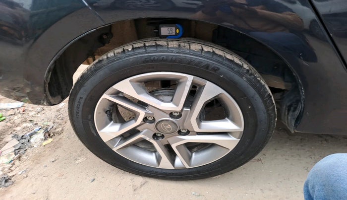 2022 Tata TIGOR XZA PLUS PETROL, Petrol, Automatic, 21,287 km, tyre