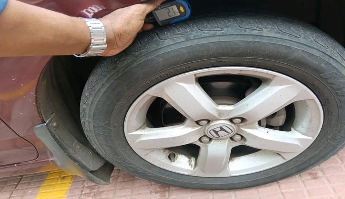 2012 Honda City 1.5L I-VTEC S MT, Petrol, Manual, 1,29,606 km, tyre