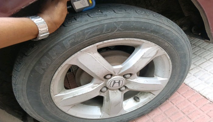 2012 Honda City 1.5L I-VTEC S MT, Petrol, Manual, 1,29,606 km, tyre