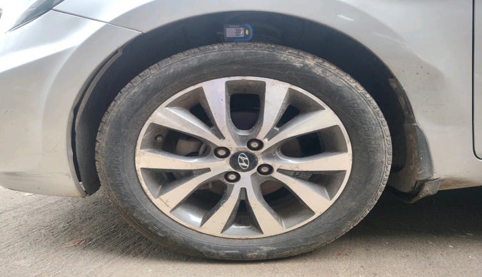 2015 Hyundai Verna FLUIDIC 1.6 CRDI S(O) 4S, Diesel, Manual, 98,609 km, tyre