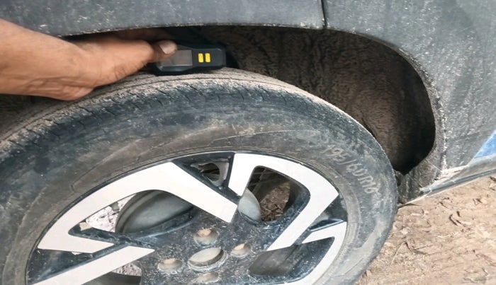 2021 Nissan MAGNITE XV DUAL TONE, Petrol, Manual, 60,248 km, tyre