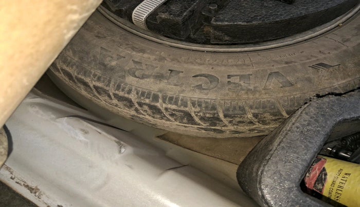 2016 Skoda Rapid AMBITION 1.5 TDI, Diesel, Manual, 1,47,307 km, tyre