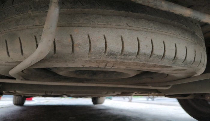 2017 Maruti Ertiga VXI, Petrol, Manual, 1,47,970 km, tyre