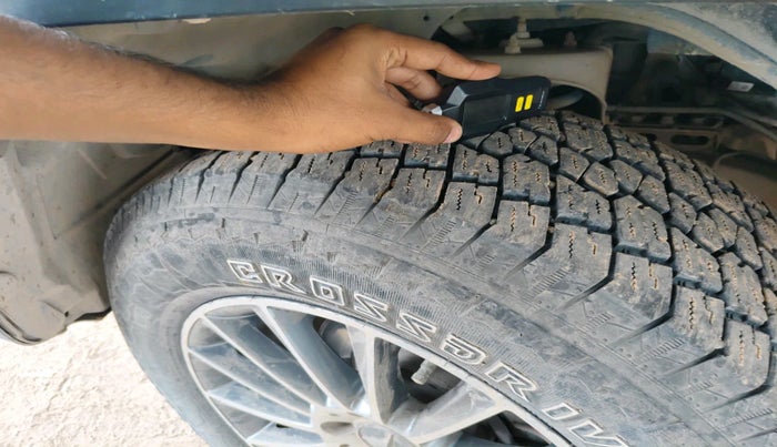 2020 Mahindra Thar AX MT D 4WD ST, Diesel, Manual, 52,059 km, tyre