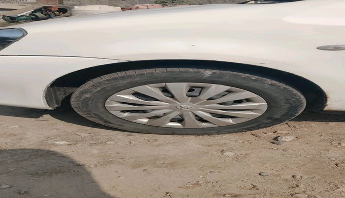 2014 Toyota Etios GD, Diesel, Manual, 2,65,480 km, tyre