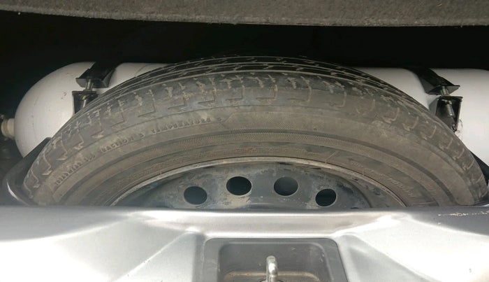 2022 Maruti Celerio VXI CNG, Petrol, Manual, 63,094 km, tyre