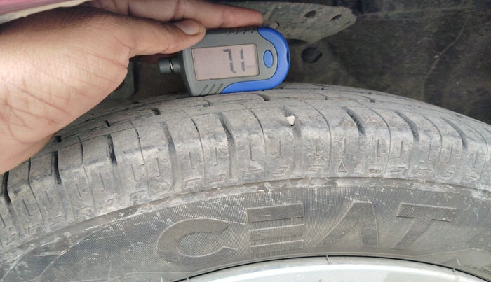 2017 Honda Amaze 1.2L I-VTEC S OPT, Petrol, Manual, 54,110 km, tyre