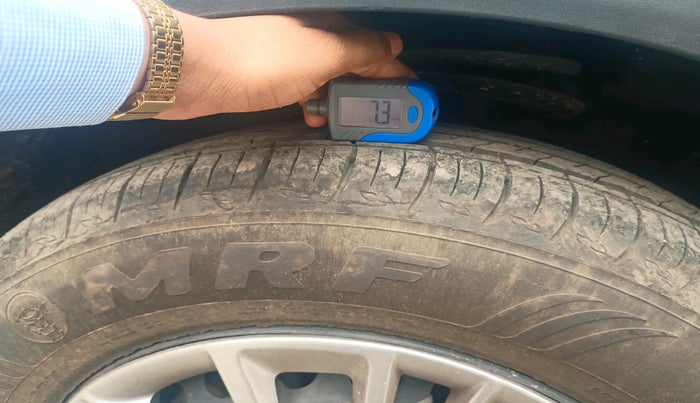 2024 Mahindra XUV700 AX 5 P MT 7 STR, Petrol, Manual, 4,662 km, tyre