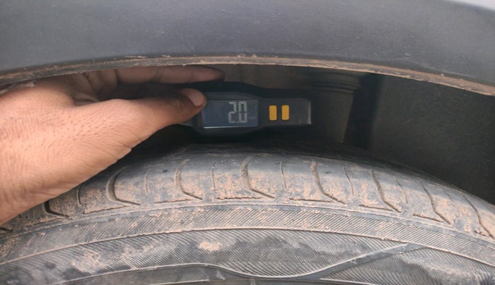 2020 Maruti IGNIS DELTA 1.2, Petrol, Manual, 1,05,736 km, tyre