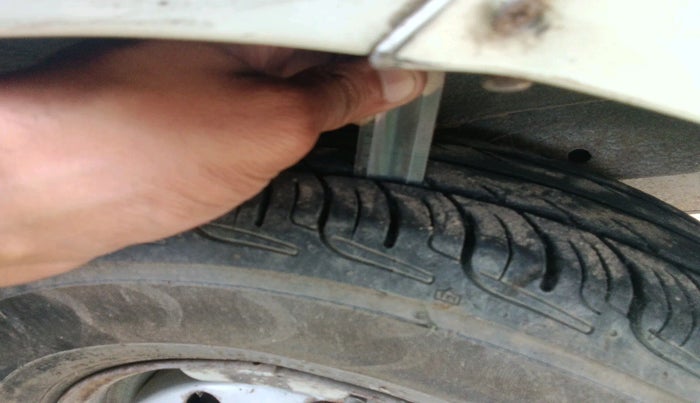 2013 Hyundai i10 ERA 1.1, Petrol, Manual, 65,396 km, tyre