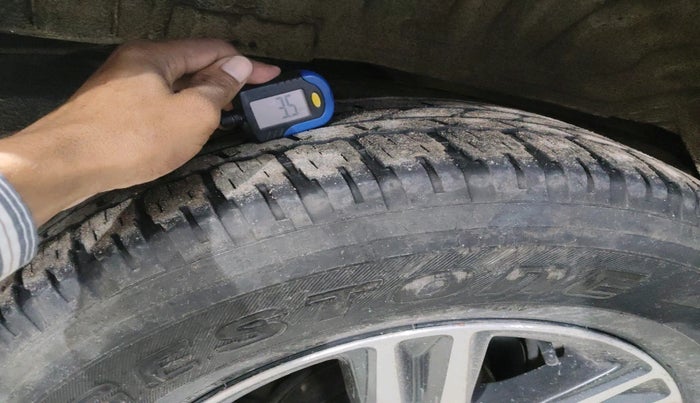 2019 Toyota Fortuner 2.8 4X2 MT, Diesel, Manual, 2,76,203 km, tyre