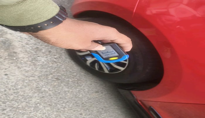 2022 Maruti Swift VXI, Petrol, Manual, 18,994 km, tyre