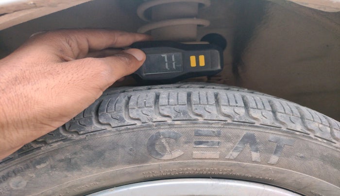 2016 Maruti Alto K10 VXI, Petrol, Manual, 50,781 km, tyre