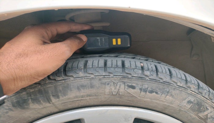 2016 Maruti Alto K10 VXI, Petrol, Manual, 50,781 km, tyre