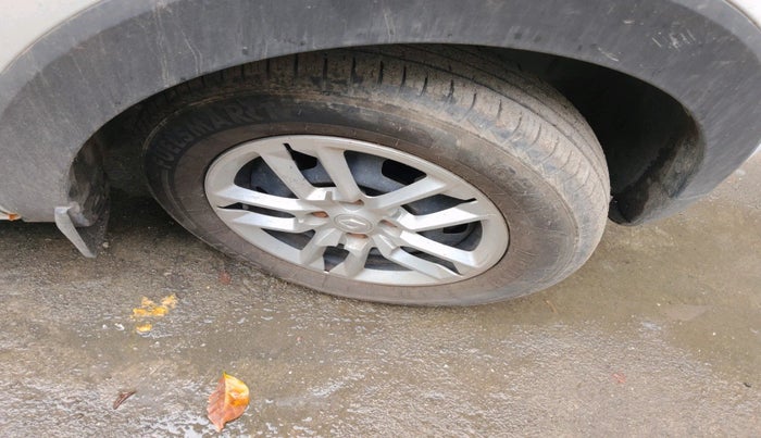 2021 Renault TRIBER RXT, Petrol, Manual, 23,774 km, tyre