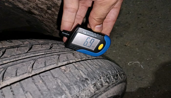 2015 Hyundai Xcent S 1.2, Petrol, Manual, 40,682 km, tyre