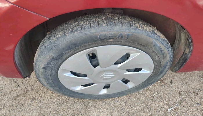 2016 Maruti Celerio VXI AMT, Petrol, Automatic, 86,434 km, tyre