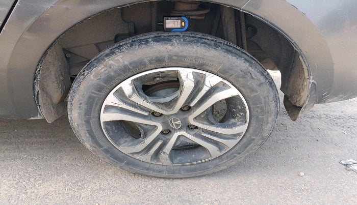 2022 Tata TIGOR XZ PLUS CNG, Petrol, Manual, 69,523 km, tyre