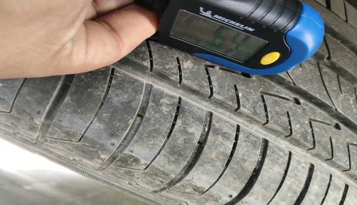 2021 Hyundai ALCAZAR 1.5 SIGNATURE (O) AT 6STR, Diesel, Automatic, 1,21,790 km, tyre