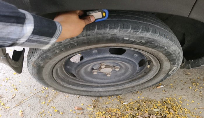 2022 Nissan MAGNITE XL, Petrol, Manual, 59,597 km, tyre