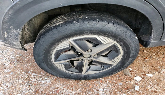 2024 Tata NEXON CREATIVE PLUS S 1.2 REVOTRON 6 MT, Petrol, Manual, 54,742 km, tyre