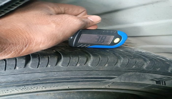 2017 Toyota Etios GXD PLATINUM, Diesel, Manual, 1,28,754 km, tyre