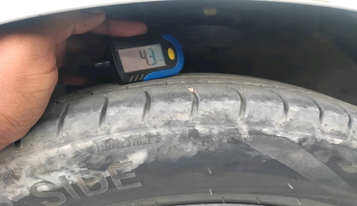 2021 Hyundai AURA S 1.2 CNG, Petrol, Manual, 2,48,520 km, tyre