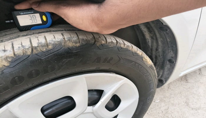 2017 Maruti IGNIS DELTA 1.2, Petrol, Manual, 78,196 km, tyre