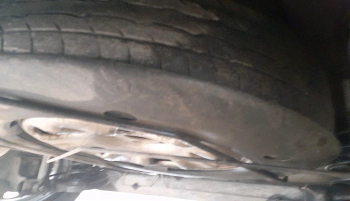 2014 Renault Duster 85 PS RXE DIESEL, Diesel, Manual, 86,579 km, tyre