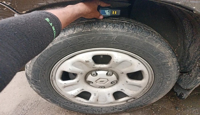 2014 Renault Duster 85 PS RXE DIESEL, Diesel, Manual, 1,53,584 km, tyre