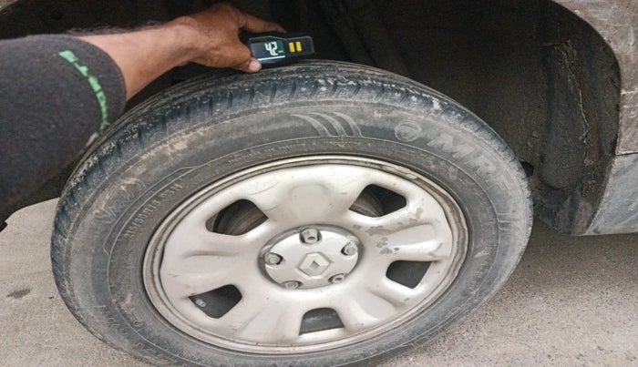 2014 Renault Duster 85 PS RXE DIESEL, Diesel, Manual, 1,53,584 km, tyre