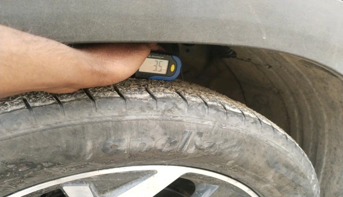 2022 Hyundai Creta SX 1.5 PETROL, Petrol, Manual, 1,08,827 km, tyre