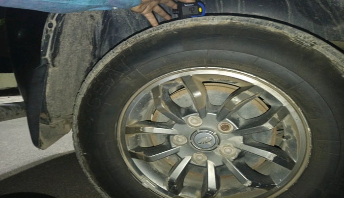 2017 Mahindra TUV300 T10, Diesel, Manual, 73,664 km, tyre