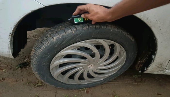 2015 Maruti Wagon R 1.0 VXI, Petrol, Manual, 52,226 km, tyre