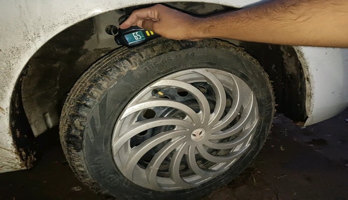 2015 Maruti Wagon R 1.0 VXI, Petrol, Manual, 52,226 km, tyre