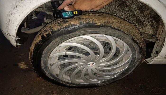 2015 Maruti Wagon R 1.0 VXI, Petrol, Manual, 52,226 km, tyre