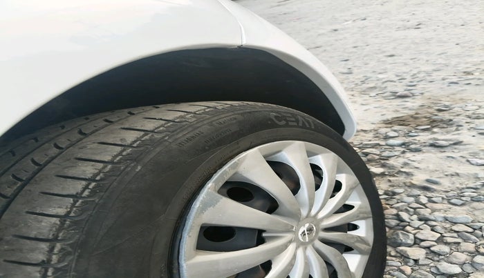 2016 Nissan Micra XL DIESEL, Diesel, Manual, 1,07,615 km, tyre