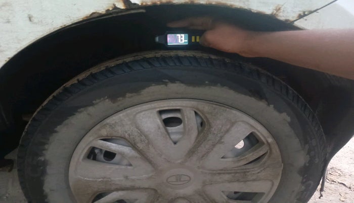 2012 Tata Indica Vista VX QUADRAJET, Diesel, Manual, 1,29,284 km, tyre