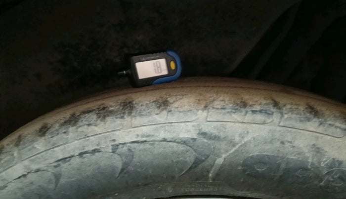 2018 Mahindra MARAZZO M2 8 STR, Diesel, Manual, 67,226 km, tyre