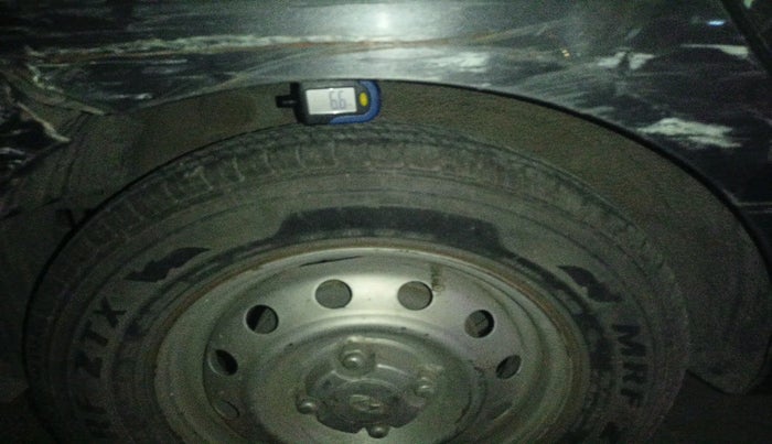 2011 Hyundai i10 ERA 1.1, Petrol, Manual, 65,571 km, tyre