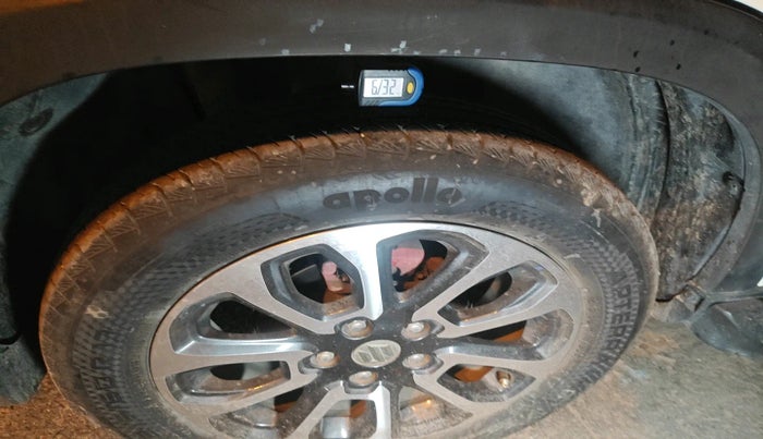 2023 Maruti Grand Vitara DELTA SMART HYBRID AT, Petrol, Automatic, 37,882 km, tyre