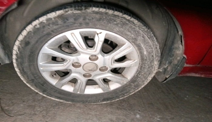 2018 Tata Tiago XZA PETROL, Petrol, Automatic, 79,681 km, tyre