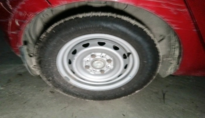 2018 Tata Tiago XZA PETROL, Petrol, Automatic, 79,681 km, tyre