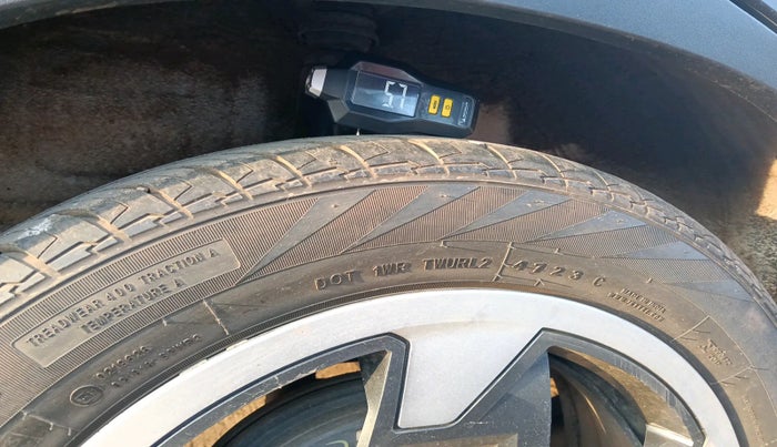 2023 Hyundai EXTER  SX 1.2 AMT, Petrol, Automatic, 13,578 km, tyre