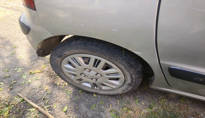 2010 Hyundai Santro Xing GLS, Petrol, Manual, 99,356 km, tyre